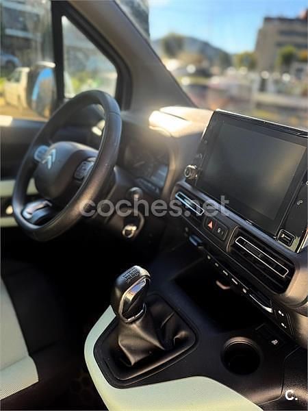 Usado Citroën Berlingo 100 CV (73 kW) 2019 Blanco Monovolumen