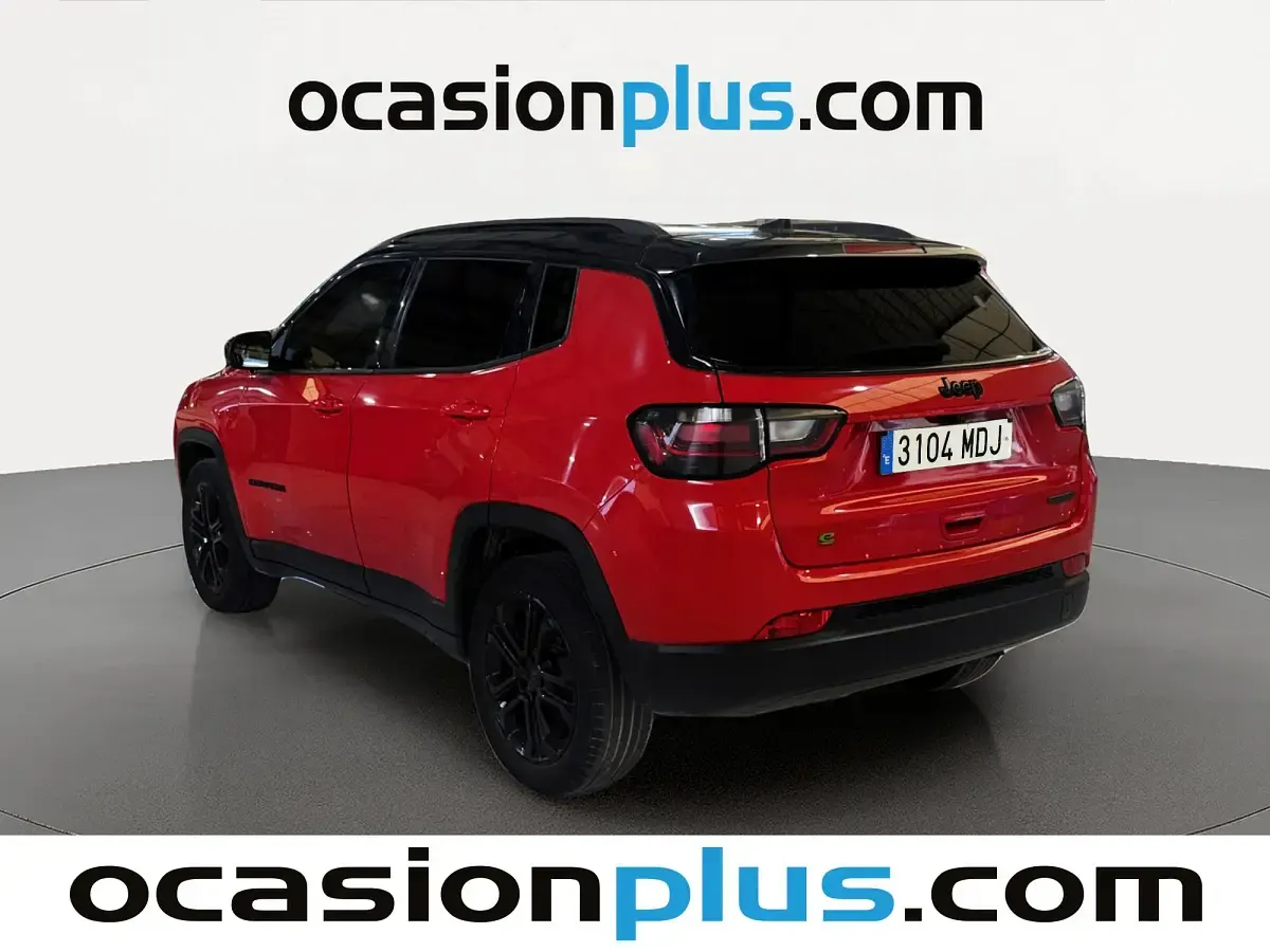 Usado Jeep Compass Night Eagle 130 CV (95 kW) 2023 Rojo SUV