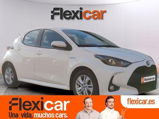 Blanco Usado 2020 Toyota Yaris Hybrid Active Berlina | 15.490 € (Precio justo) - Imagen 1/4