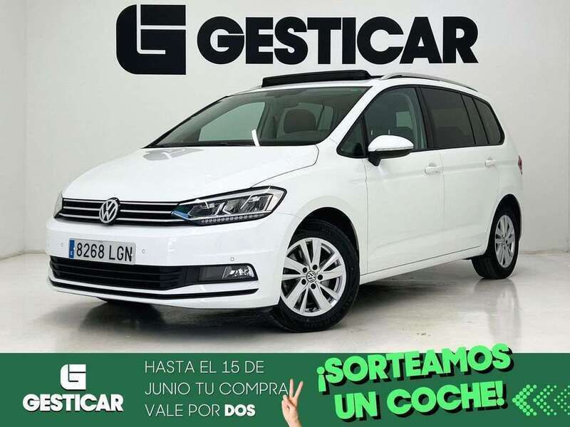 Blanco Usado 2020 VW Touran Advance Monovolumen | 26.990 € (Un poco caro) - Imagen 1/4