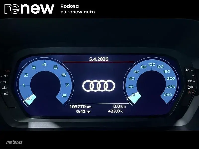 Usado Audi A3 Comfort 150 CV (110 kW) 2021 Gris Berlina