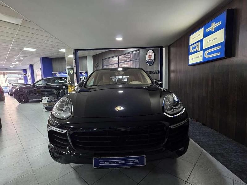 Usado Porsche Cayenne S E-Hybrid 416 CV (305 kW) 2015 Negro SUV