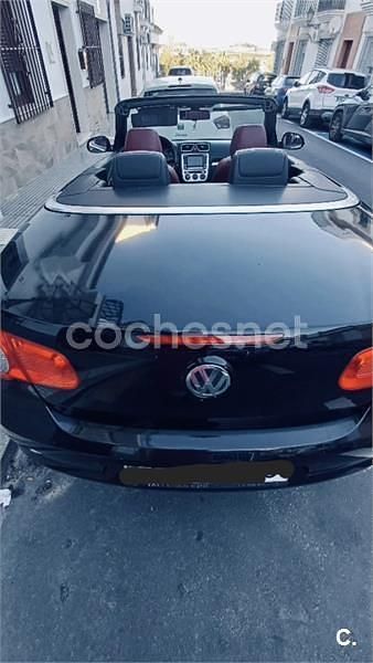 Usado VW Eos 200 CV (147 kW) 2007 Negro Descapotable