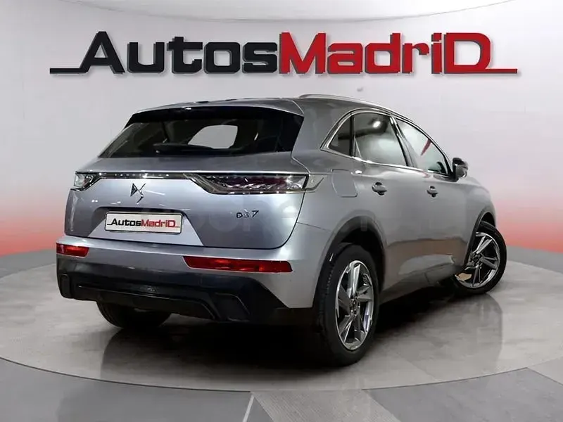 Usado DS Automobiles DS7 Crossback Bastille 130 CV (95 kW) 2021 Gris / plata SUV