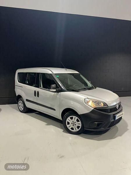 Usado Fiat Doblò Pop 2015 Plateado Monovolumen