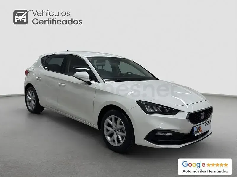 Usado Seat Leon Style 115 CV (84 kW) 2021 Blanco Berlina