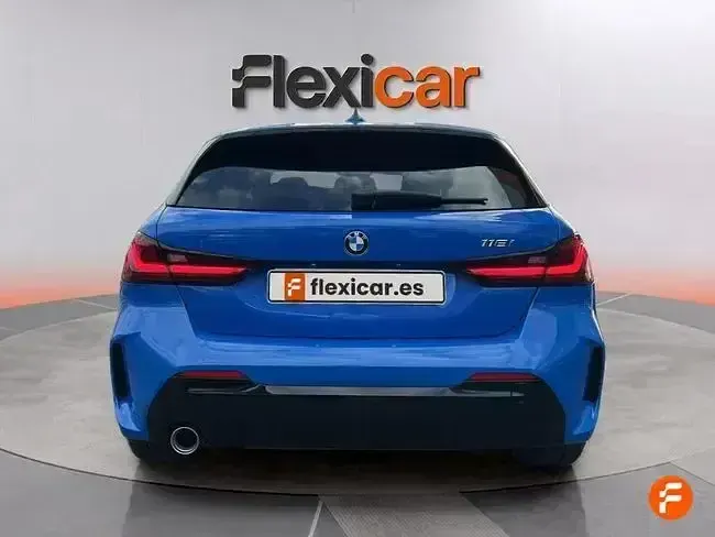 Usado BMW 116 122 CV (89 kW) 2024 Azul Utilitario