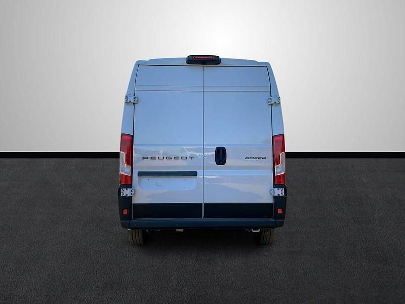 Usado Peugeot Boxer S 140 CV (102 kW) 2024 Blanco Van