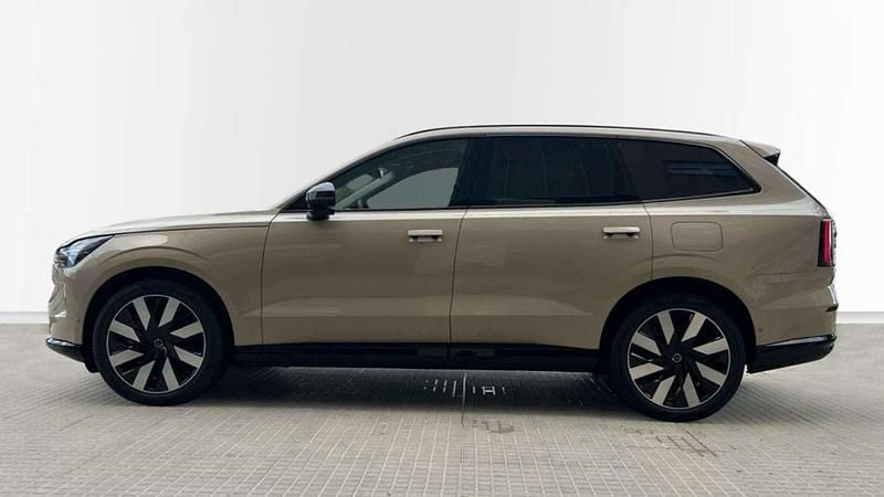 Nuevo Volvo EX90 Ultra 330 kW (449 CV) 2025 Beige SUV