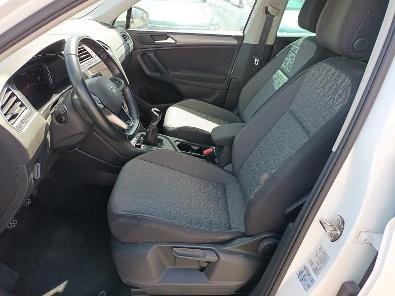 Usado VW Tiguan 130 CV (95 kW) 2022 Blanco puro SUV