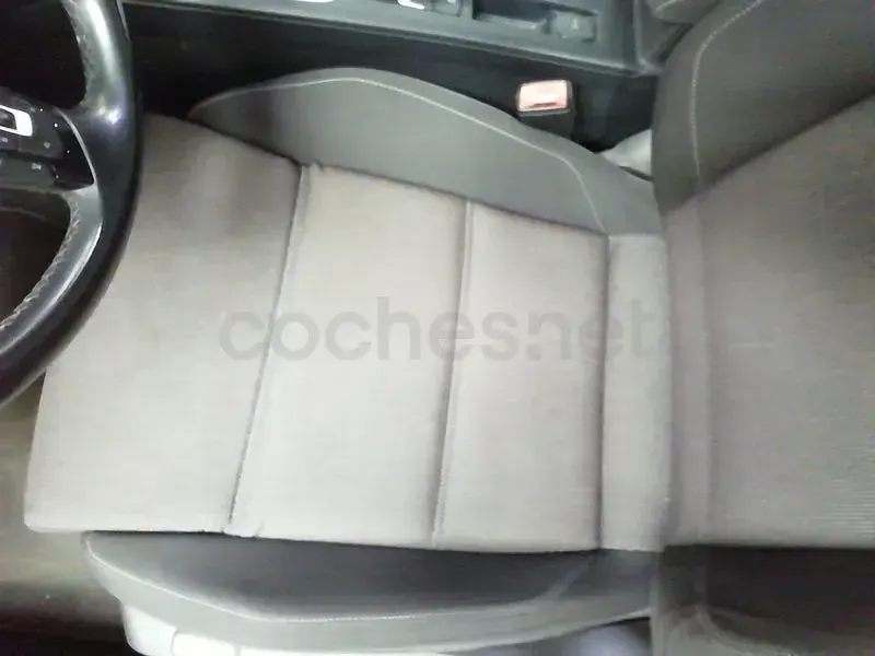 Usado VW Passat Advance 150 CV (110 kW) 2019 Negro Berlina