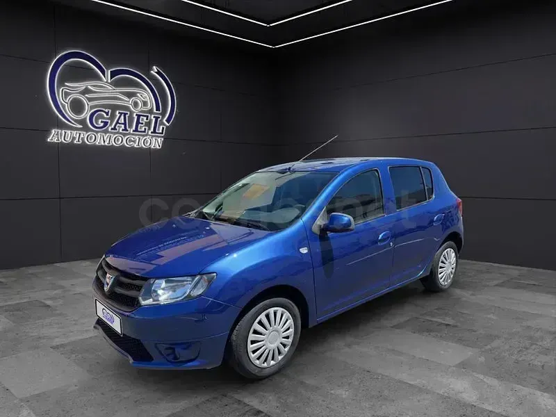 Usado Dacia Sandero Ambiance 75 CV (55 kW) 2014 Azul Berlina