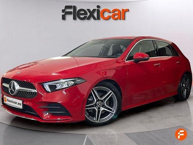 Usado Mercedes A180 136 CV (100 kW) 2019 Rojo Berlina