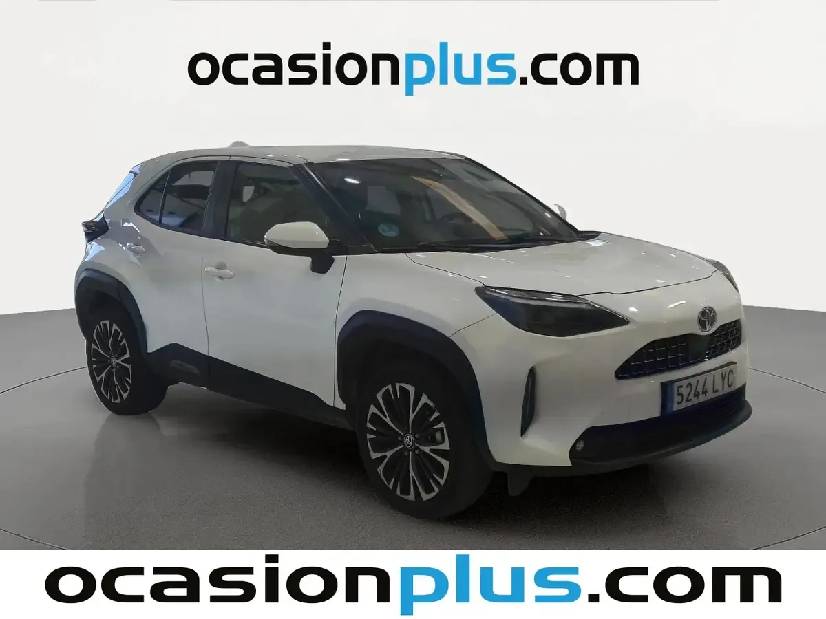 Usado Toyota Yaris Style 116 CV (85 kW) 2022 Blanco Utilitario
