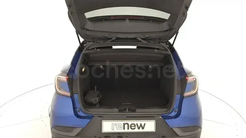 Usado Renault Captur Techno 100 CV (73 kW) 2025 Azul SUV
