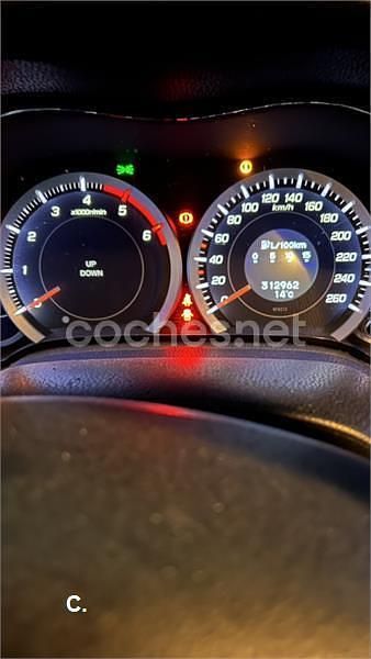 Usado Honda Accord Executive 150 CV (110 kW) 2009 Gris / plata Berlina