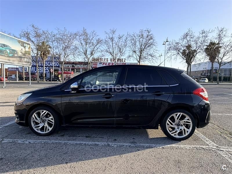 Usado Citroën C4 Exclusive 114 CV (83 kW) 2014 Negro Berlina
