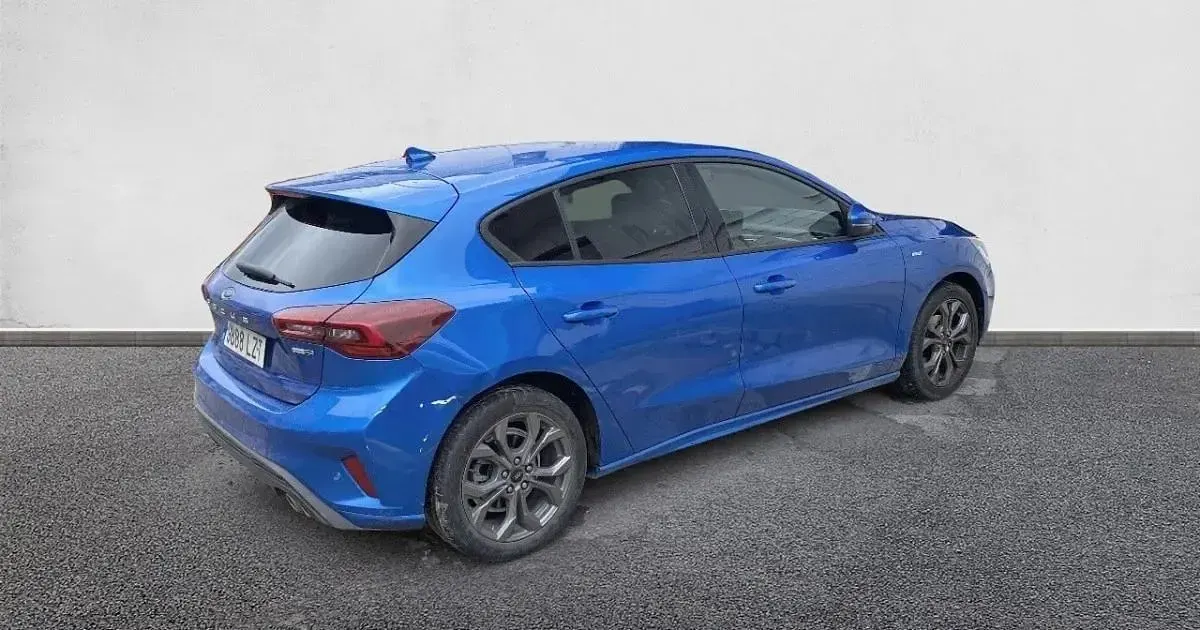 Käytetty Ford Focus ST-Line 125 HP (91 kW) 2022