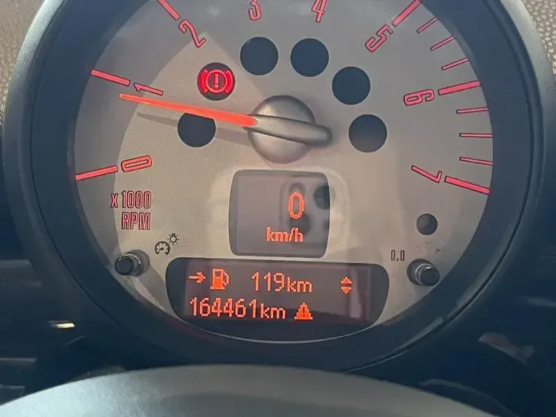 Usado Mini Cooper D 112 CV (82 kW) 2014 Blanco Utilitario
