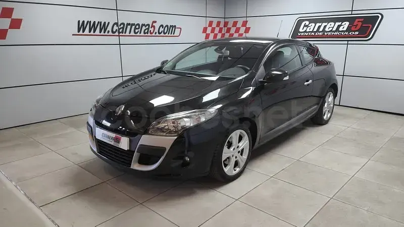Usado Renault Mégane Dynamique 110 CV (80 kW) 2010 Negro Berlina