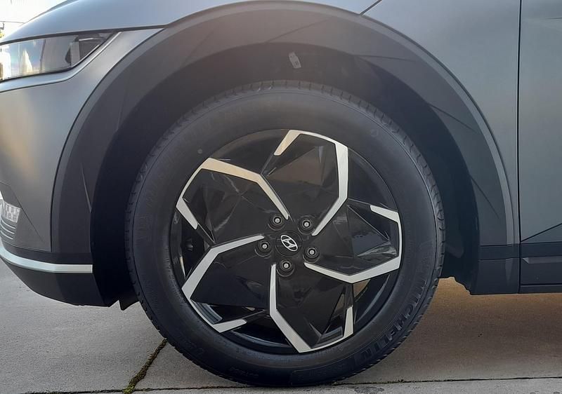 Usado Hyundai Ioniq 5 168 kW (229 CV) 2025 Gris shootingstar SUV