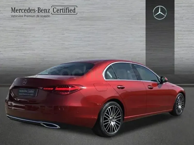 Usado Mercedes C220 200 CV (147 kW) 2023 Rojo Berlina