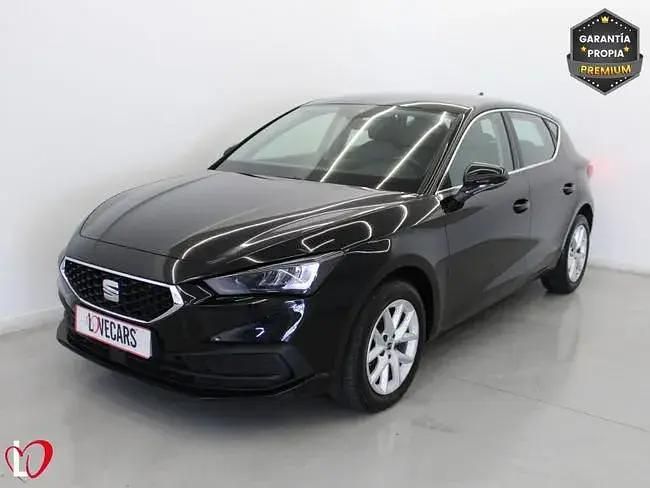 Usado Seat Leon Style 116 HP (85 kW) 2025 Preto Sedan