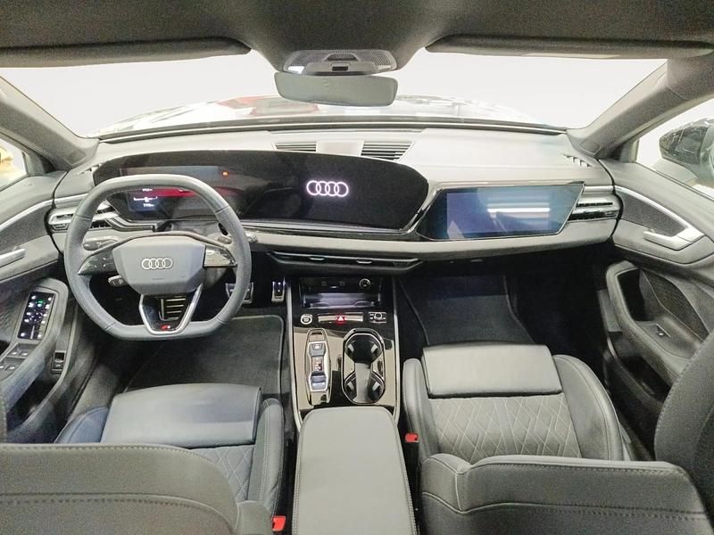 Usado Audi A5 204 CV (150 kW) 2025 Gris/plata Familiar