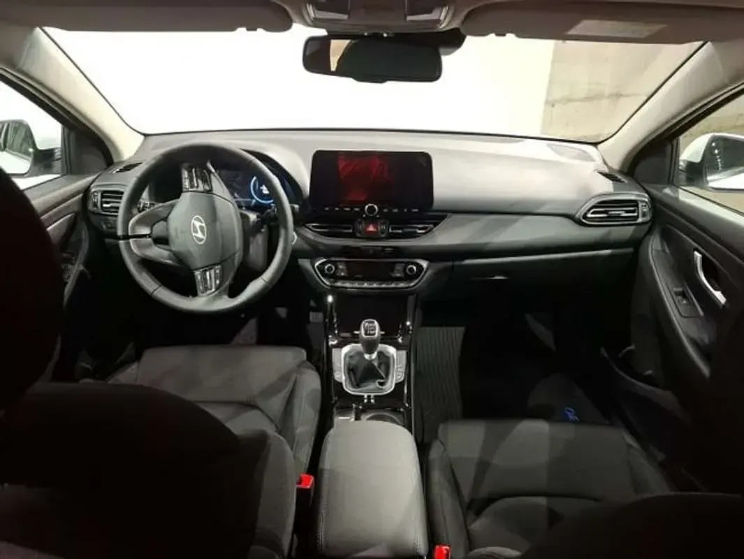Nuevo Hyundai i30 101 CV (74 kW) 2025 Blanco Berlina