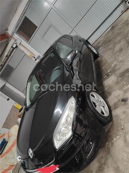 Usado Renault Mégane III Expression 90 CV (66 kW) 2012 Negro Berlina
