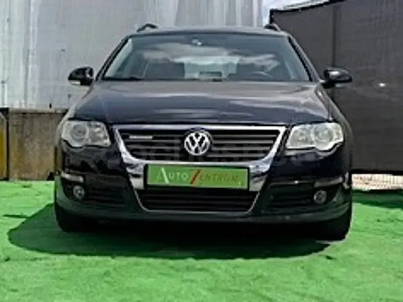 Usado VW Passat 110 CV (80 kW) 2009 Negro Familiar