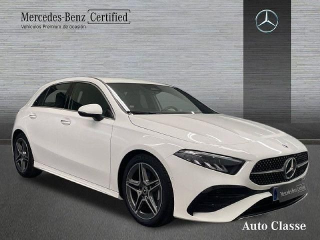 Usado Mercedes A200 AMG line 150 CV (110 kW) 2023 Blanco polar Berlina