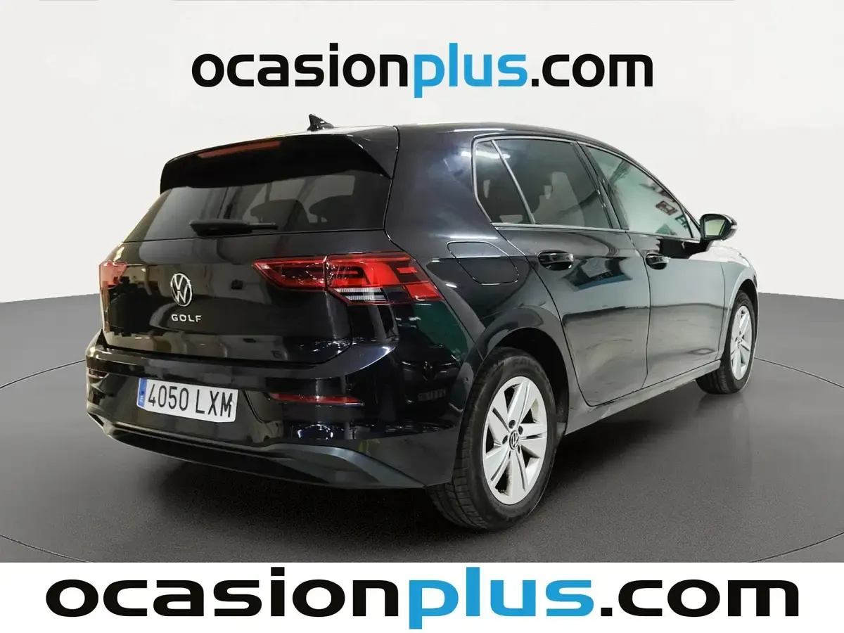 Usado VW Golf VIII Life 131 CV (96 kW) 2022 Negro Utilitario