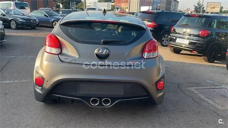 Usado Hyundai Veloster Turbo 186 CV (136 kW) 2014 Gris / plata Utilitario