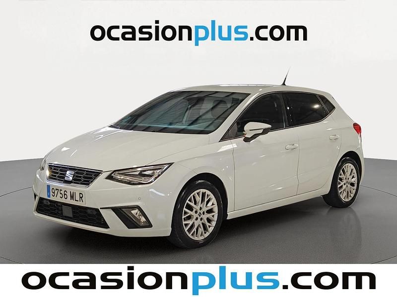 Blanco Usado 2023 Seat Ibiza FR Utilitario | 15.282 € (Precio justo) - Imagen 1/4