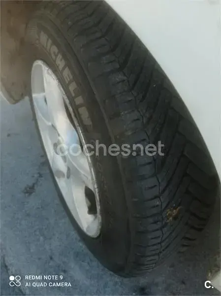 Usado Renault Clio 60 CV (44 kW) 1999 Blanco Berlina