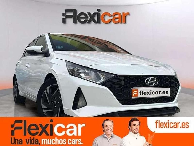 Blanco Usado 2021 Hyundai i20 Utilitario | 13.790 € (Precio justo) - Imagen 1/4