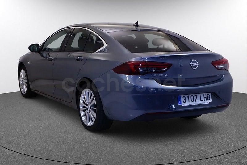 Usado Opel Insignia Innovation 136 CV (100 kW) 2020 Blanco Berlina
