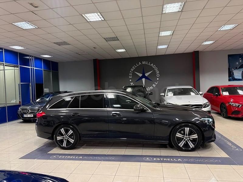 Używany Mercedes C220 200 KM (147 kW) 2022 Szary Kombi