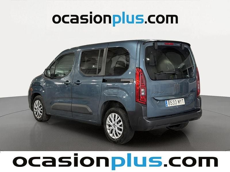 Usado Fiat Doblò 100 CV (73 kW) 2025 Azul Monovolumen