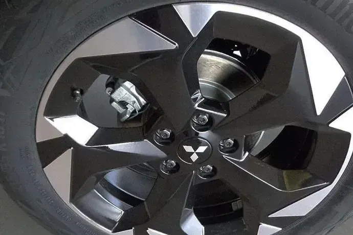 Nuevo Mitsubishi Grandis 140 CV (102 kW) 2026 SUV
