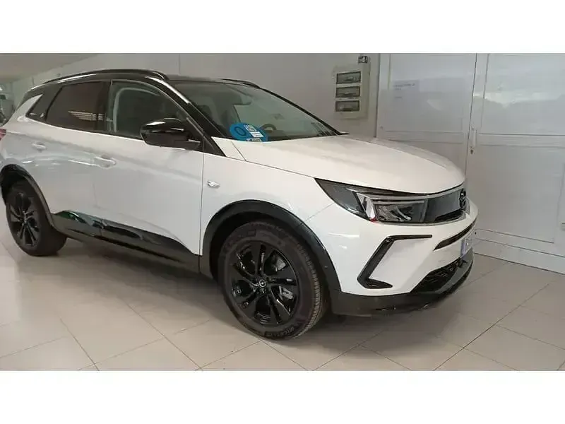 Usado Opel Grandland X S 224 CV (164 kW) 2023 Blanco SUV