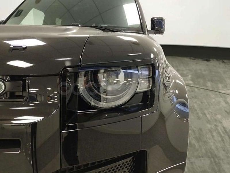 Usado Land Rover Defender SE Dynamic 300 CV (220 kW) 2025 Negro SUV