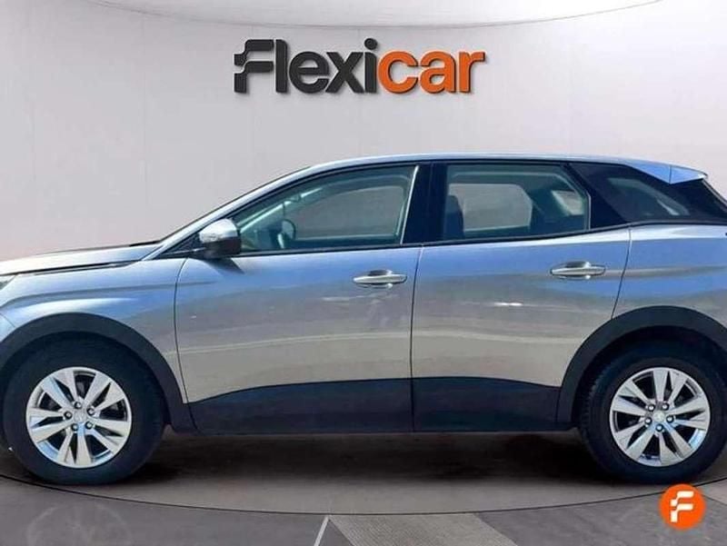 Usado Peugeot 3008 Active 120 CV (88 kW) 2017 Gris SUV