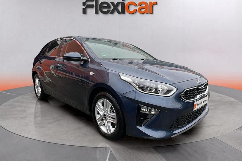 Azul Usado 2020 Kia Ceed Utilitario | 12.190 € (Super precio) - Imagen 1/4