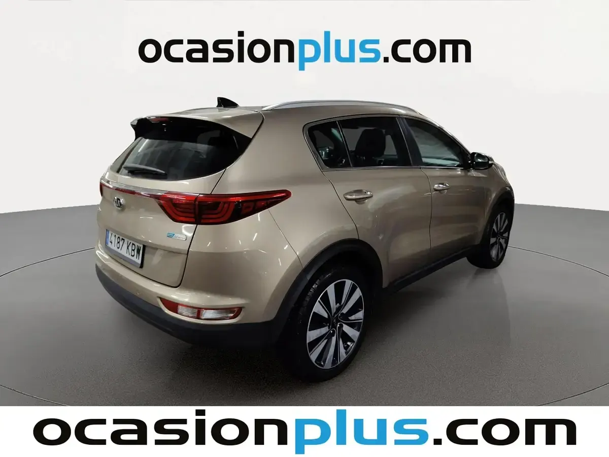 Usado Kia Sportage 116 CV (85 kW) 2017 Marrón SUV