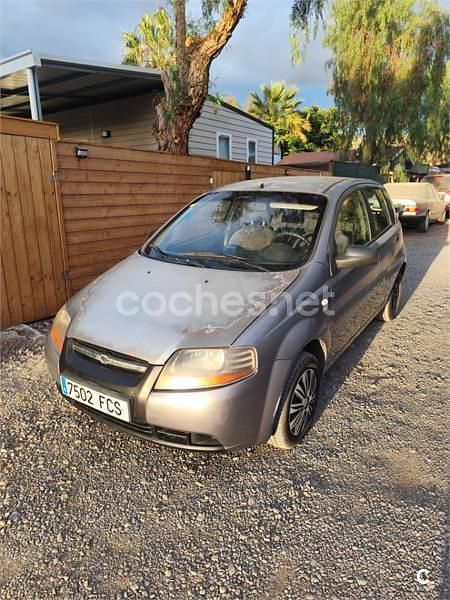 Gris / plata Usado 2006 Chevrolet Kalos SE Berlina | 1700 € (Precio justo) - Imagen 1/4