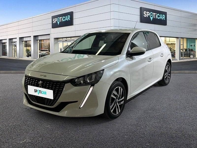 Usado Peugeot 208 Allure 101 CV (74 kW) 2021 Blanco Utilitario