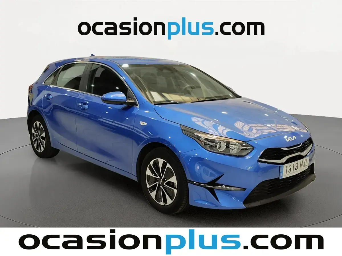 Usado Kia Ceed 101 CV (74 kW) 2024 Azul Utilitario