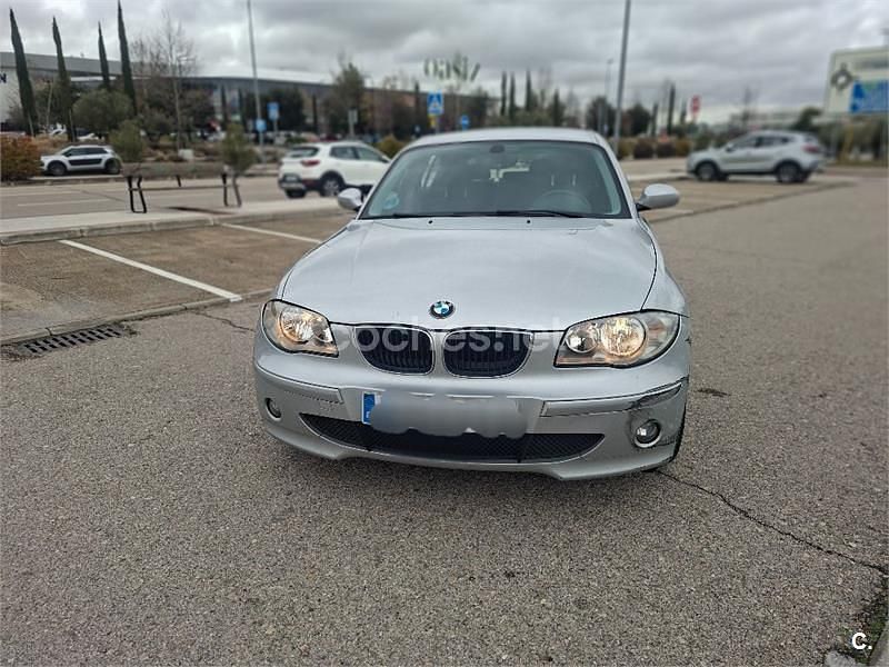 Usado BMW 116 115 CV (84 kW) 2005 Gris / plata Utilitario